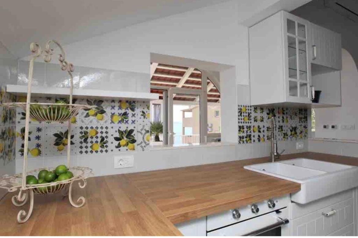 Trogir Ciovo Big Seaview Apartment Near The Sea Ngoại thất bức ảnh
